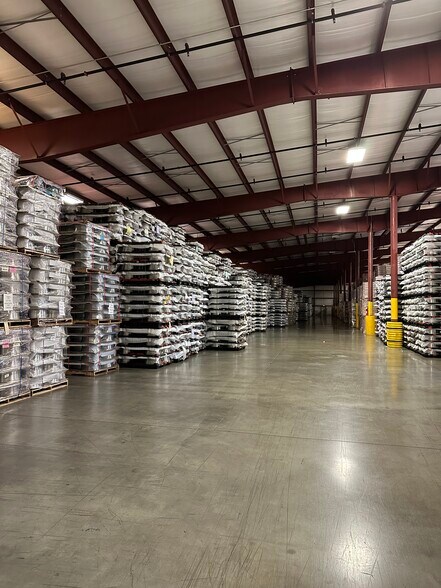 More Photos Of 8464 N 600 E, Hope Warehouse For Lease