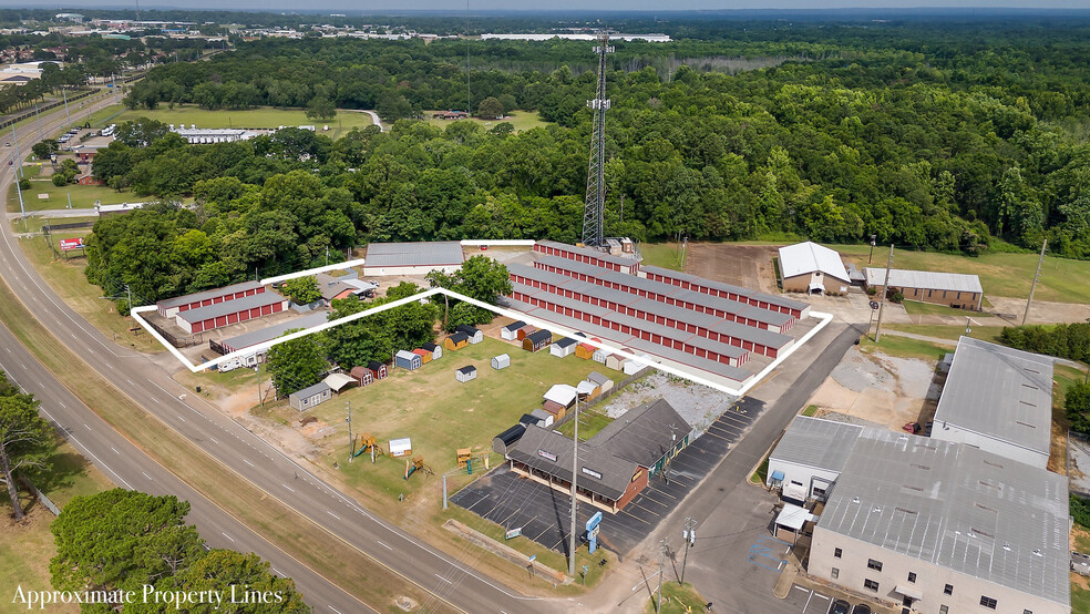 Primary Photo Of 2331 Congressman W L Dickinson dr, Montgomery Self Storage For Sale