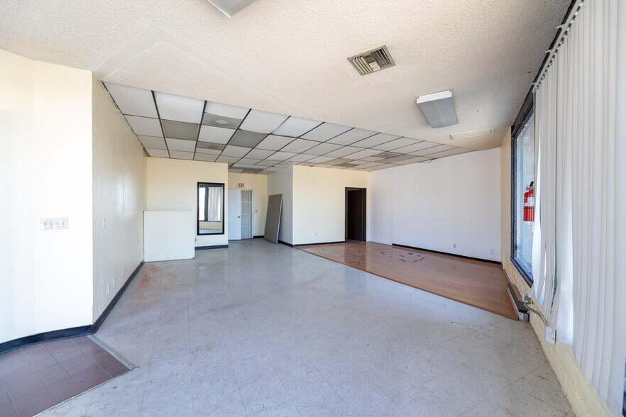 More Photos Of 20628 E Arrow Hwy, Covina Office For Lease