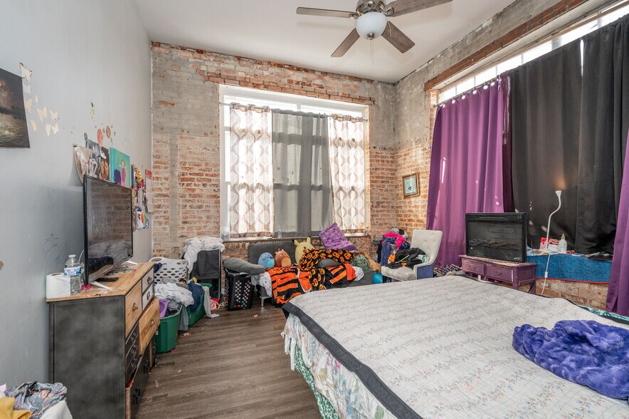 More Photos Of 1514 Kinney Ave, Cincinnati Warehouse For Sale