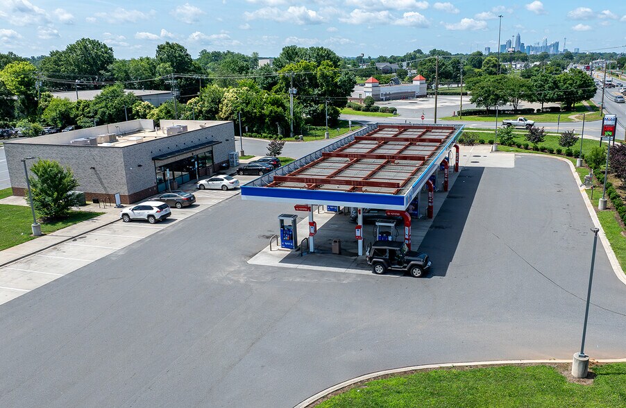 More Photos Of 4800 N Graham St, Charlotte Convenience Store For Sale