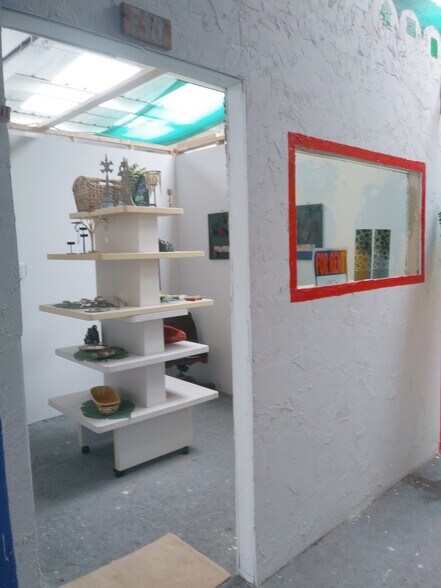 More Photos Of 270-272 Beth Stacey Blvd, Lehigh Acres Warehouse For Sale