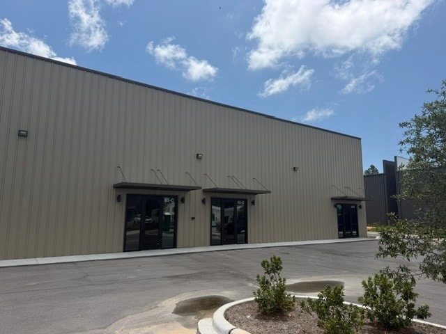 More Photos Of 55 Gordonia Way, Santa Rosa Beach Industrial For Lease
