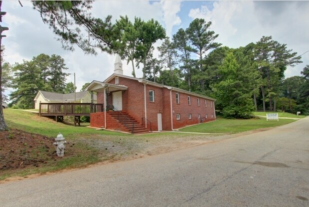 More Photos Of 3264 Howell Cir, Duluth Religious Facility For Sale