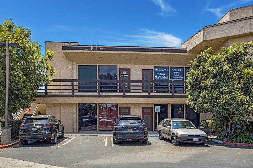 More Photos Of 2445 W Chapman Ave, Orange Medical For Sale