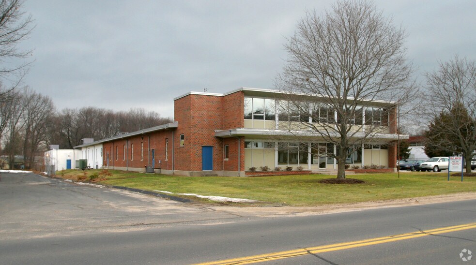 More Photos Of 329 Cooke St, Plainville Manufacturing For Sale