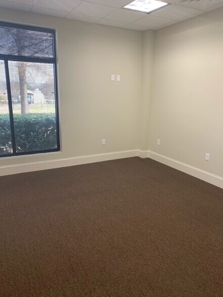 More Photos Of 8180 Regent Pky, Fort Mill Office For Lease