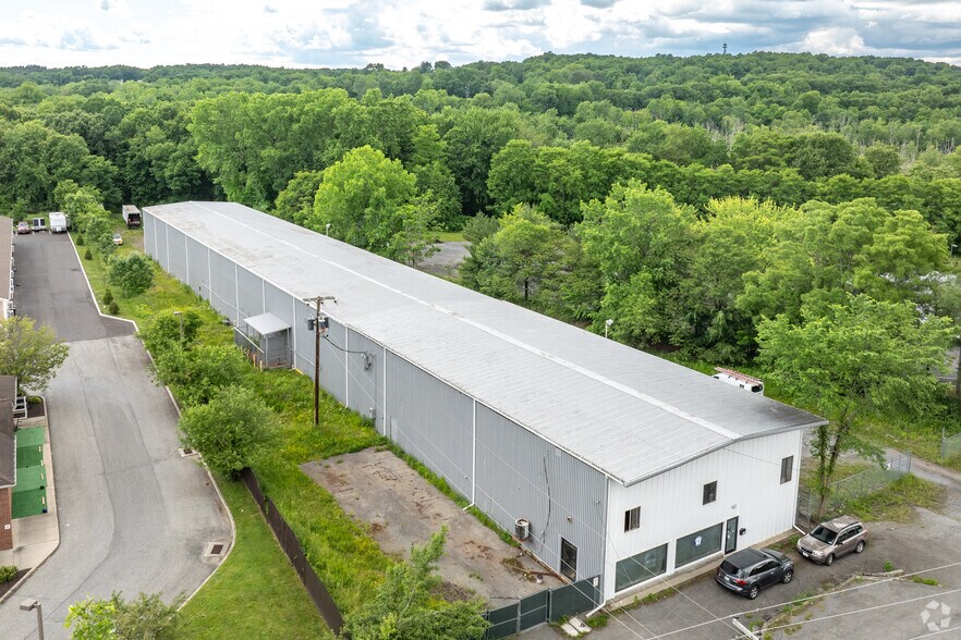 More Photos Of 161 Temple Hill Rd, New Windsor Manufacturing For Lease