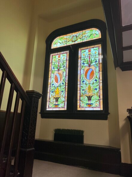 More Photos Of 205 Retreat Ave, Hartford Office Residential For Sale