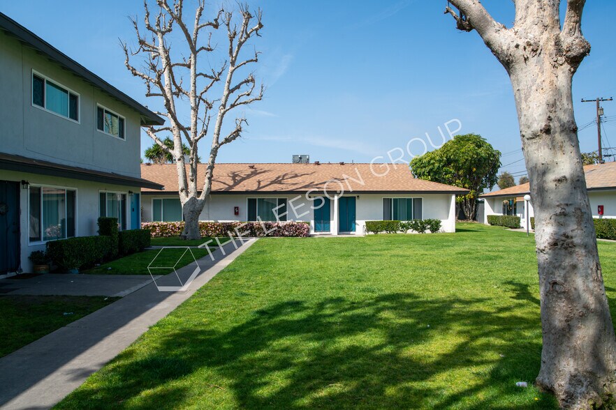 More Photos Of 12341 Lewis St, Garden Grove Apartments For Sale