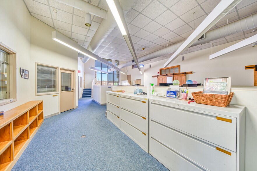 More Photos Of 99 Middle St, Manchester Office Residential For Sale