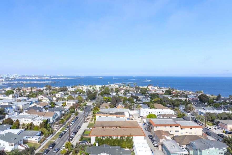 More Photos Of 721 W 39th St, San Pedro Apartments For Sale