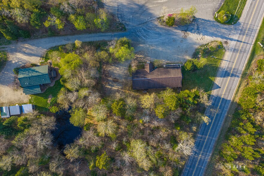More Photos Of 1915 Saranac Ave, Lake Placid General Retail For Sale