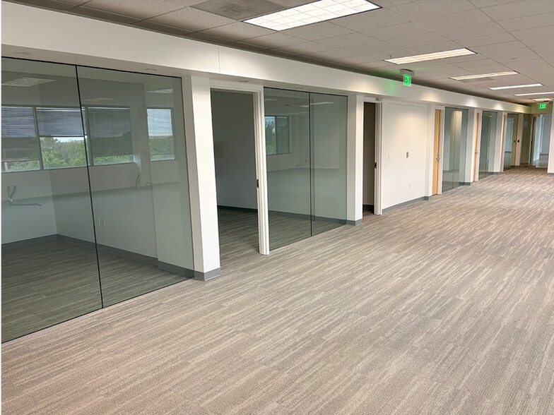 More Photos Of 12980 Foster St, Overland Park Office For Lease