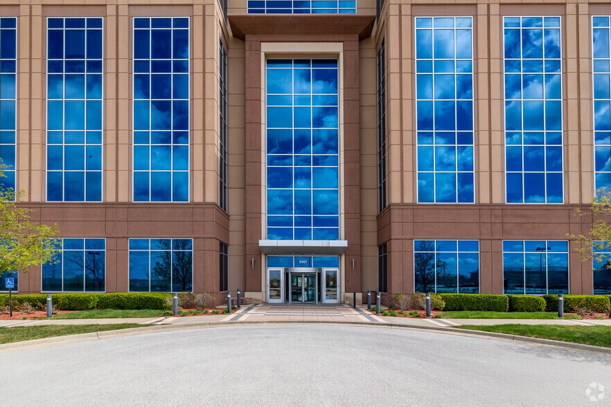 More Photos Of 9351-9401 Renner Blvd, Lenexa Office For Lease