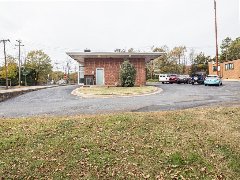 More Photos Of 621 William Vickers Ave, Durham Office For Sale