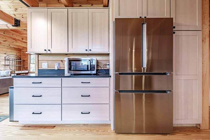 More Photos Of 232 Mountain Rd, West Bath Specialty For Sale