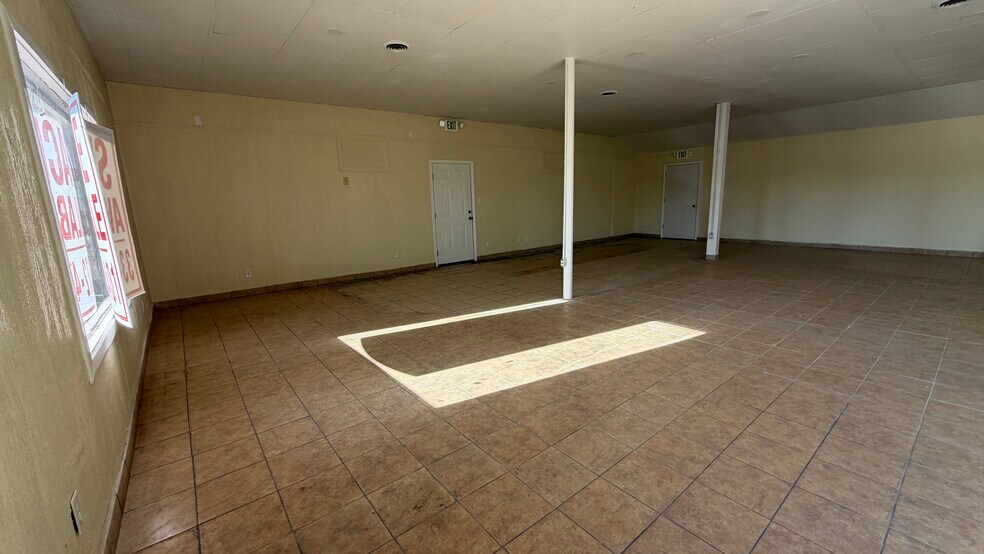 More Photos Of 1400 Brundidge St, Troy General Retail For Sale