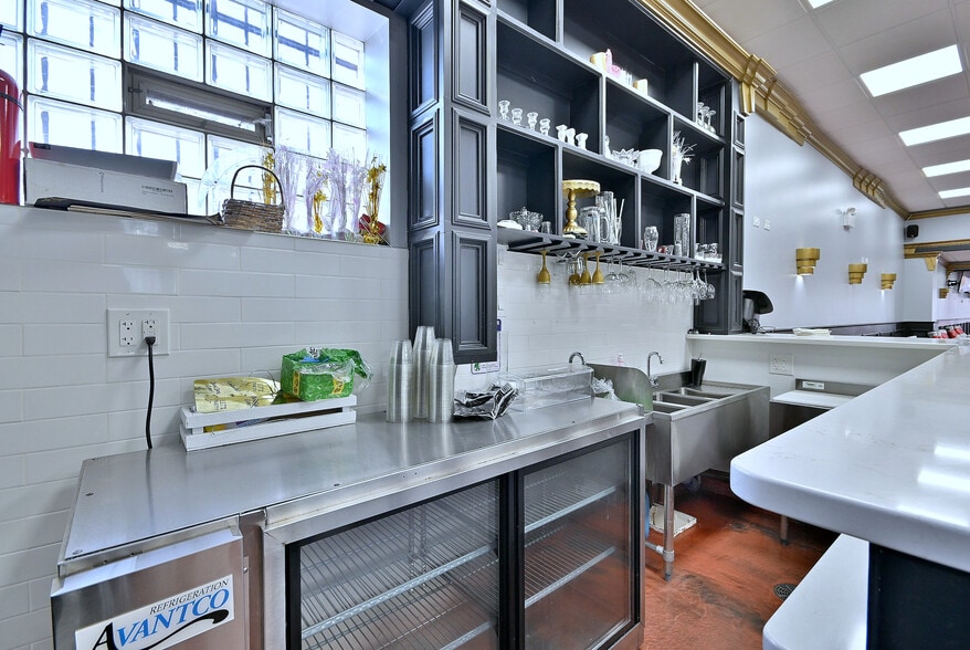 More Photos Of 5319 W Belmont Ave, Chicago General Retail For Sale