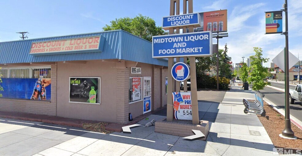 More Photos Of 25 La Rue Ave, Reno Storefront Retail Office For Sale