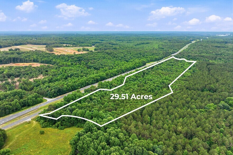 Primary Photo Of 4860 Cornelia Hwy, Lula Land For Sale