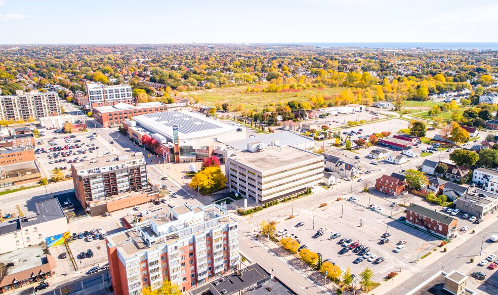 More Photos Of 55 Athol St, Oshawa Office For Lease