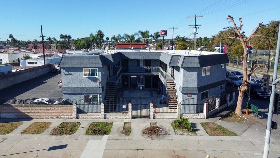 More Photos Of 2200-2204 W Slauson Ave, Los Angeles Apartments For Sale