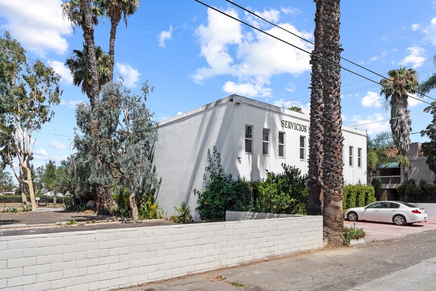 More Photos Of 444 W 10th St, Santa Ana Medical For Sale