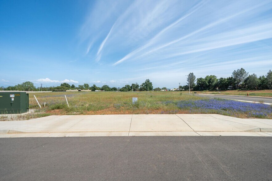More Photos Of Airport Rd @ Rancho Rd, Redding Land For Sale