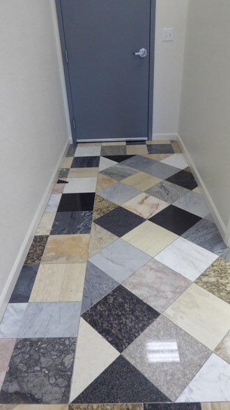 More Photos Of 34 Union Way, Vacaville Flex For Lease