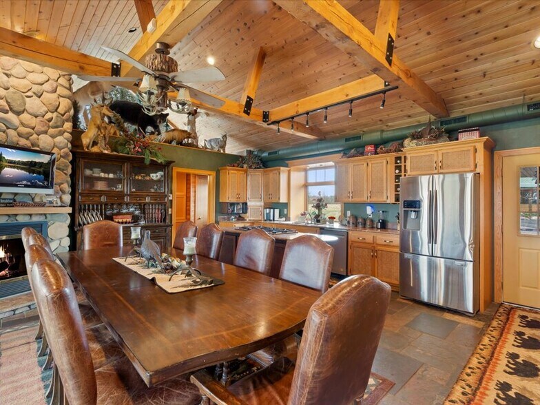 More Photos Of 21998 Lasalle Ave NW, Puposky Specialty For Sale