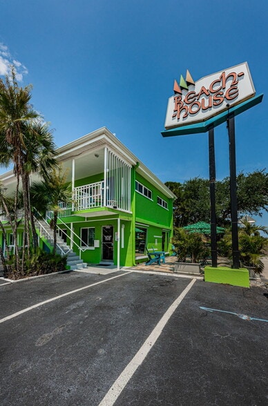 More Photos Of 12100 Gulf Blvd, Treasure Island Hotel For Sale