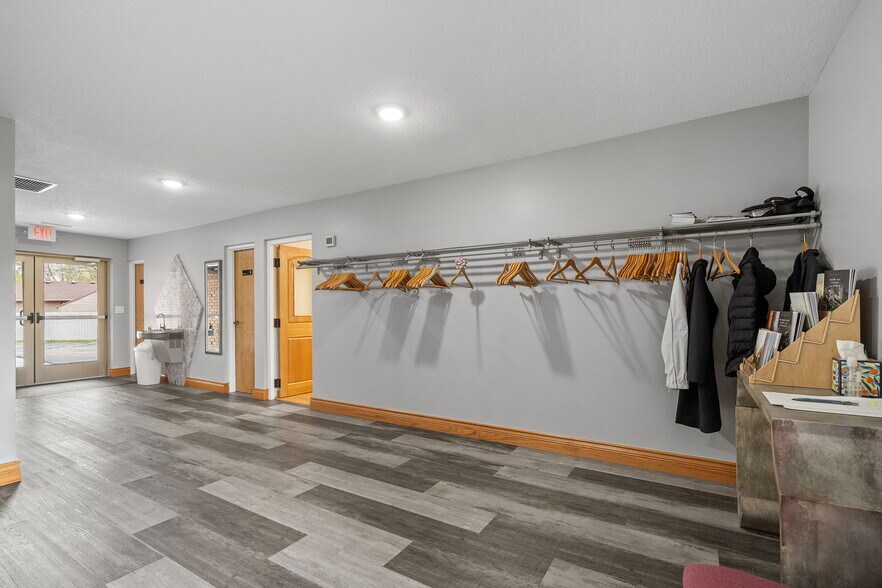 More Photos Of 6206 Lilac Dr N, Brooklyn Center Religious Facility For Sale