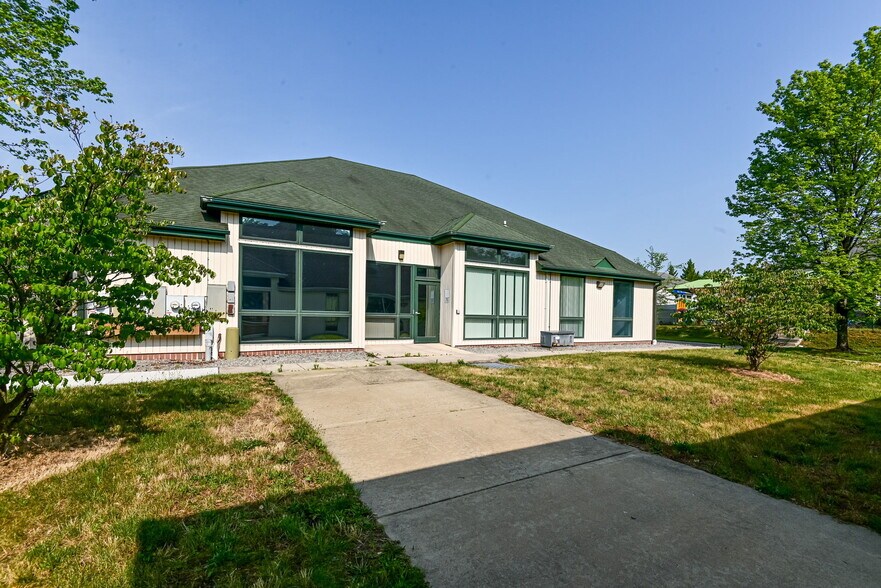 Primary Photo Of 908 Churchmans Road Ext, New Castle Office For Lease
