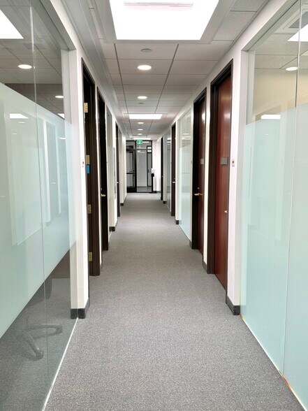 More Photos Of 3790 Via De La Valle, Del Mar Office For Sale