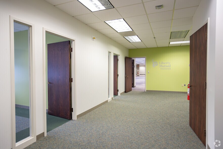 More Photos Of 2501 Wilmington Rd, New Castle Office For Sale