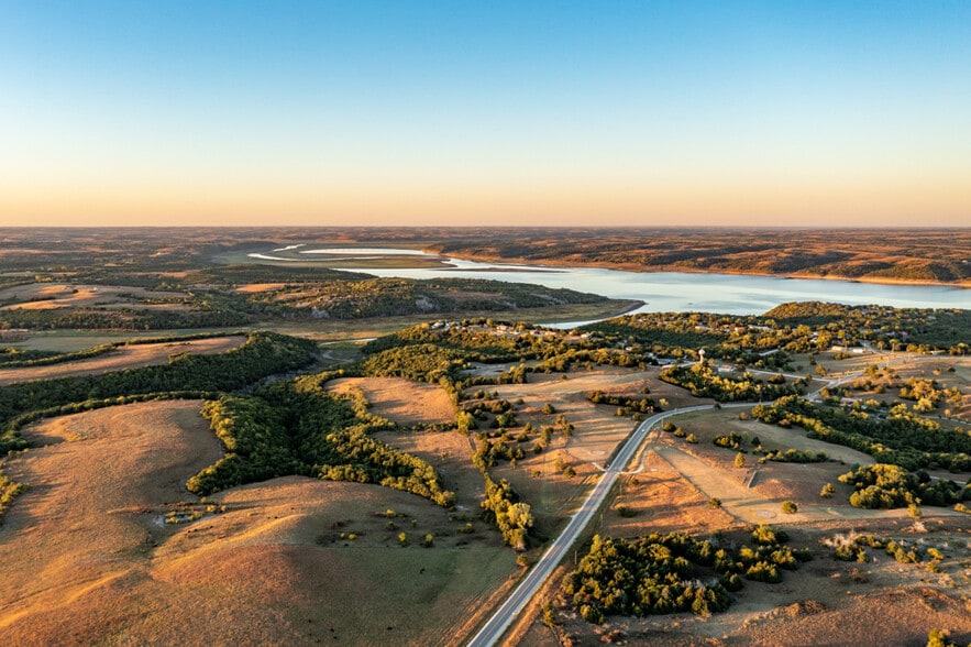 More Photos Of 0000 00000 Hi-View Dr, Manhattan Land For Sale
