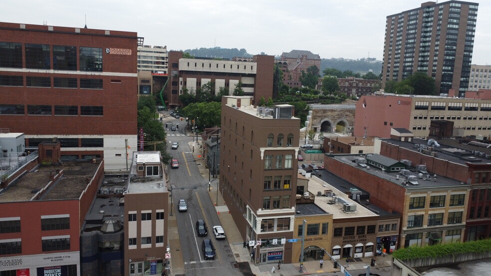 More Photos Of 906 Fifth Ave, Pittsburgh Storefront Retail Office For Sale
