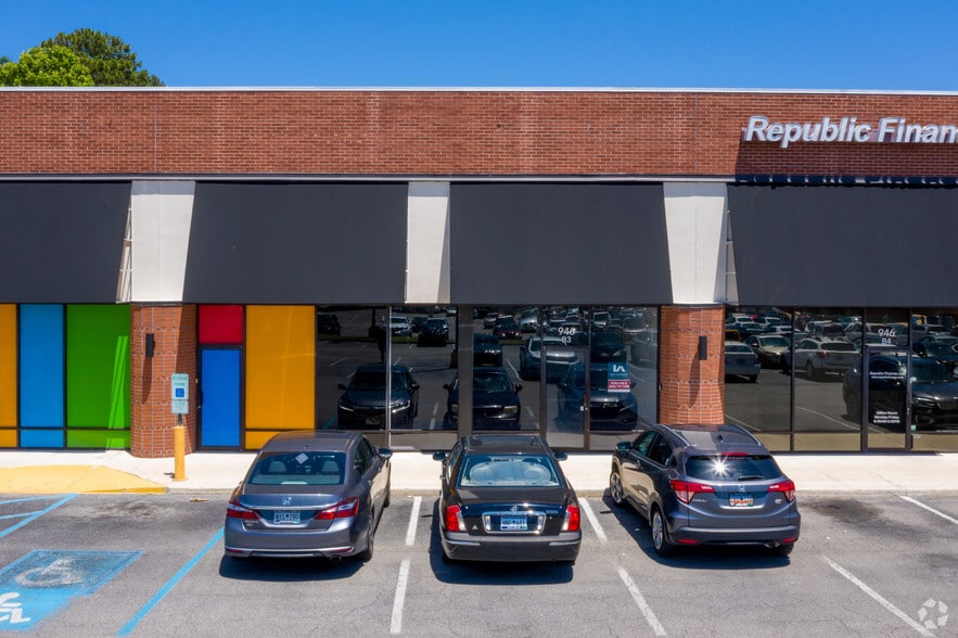 More Photos Of 946 Orleans Rd, Charleston Unknown For Lease