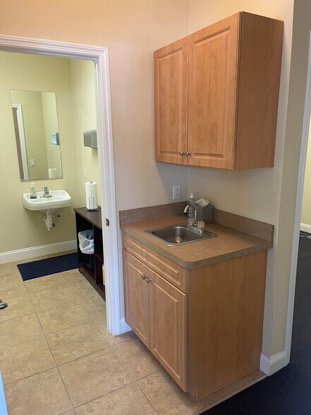 More Photos Of 4875 NW Palm Coast Pky, Palm Coast Office For Sale