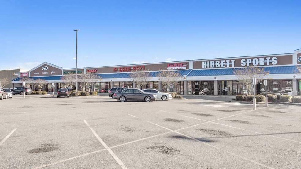 More Photos Of 6586 GA Highway 40 E, Saint Marys General Retail For Lease