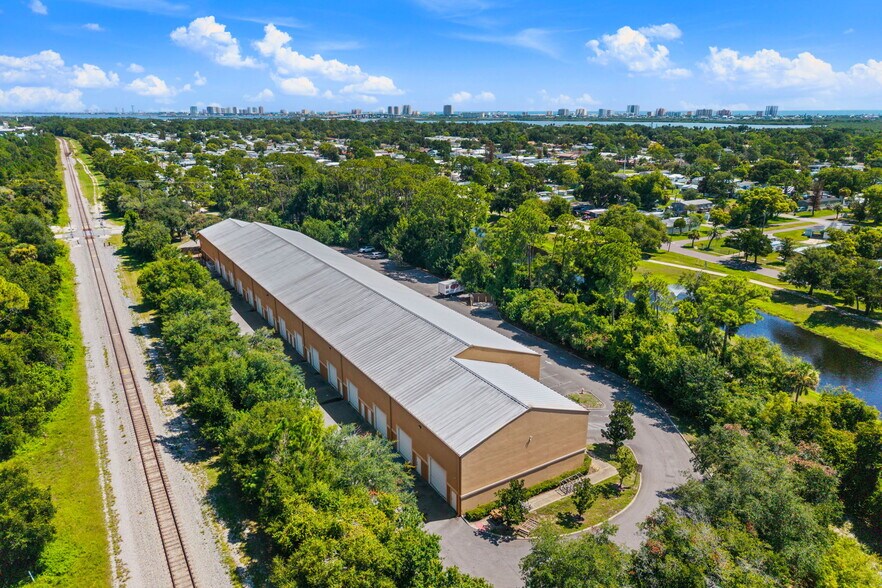 More Photos Of 585 Commonwealth Blvd, Port Orange Manufacturing For Sale
