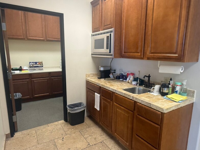 More Photos Of 20819 N 25th Pl, Phoenix Warehouse For Sale