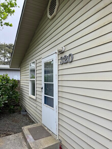 More Photos Of 316 Highway 101 N, Rockaway Beach Storefront Retail Residential For Sale
