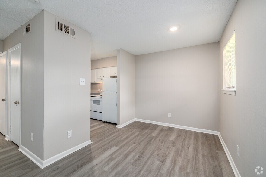 More Photos Of 5201 Geyer Springs Rd, Little Rock Apartments For Sale