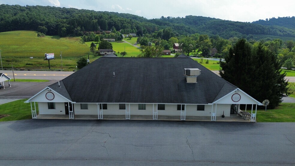 More Photos Of 200 Pine Brook Pl, Orwigsburg Office For Sale
