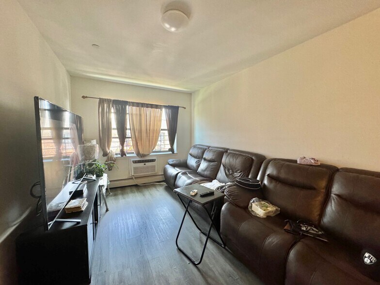 More Photos Of 27 Buchanan Pl, Bronx Apartments For Sale