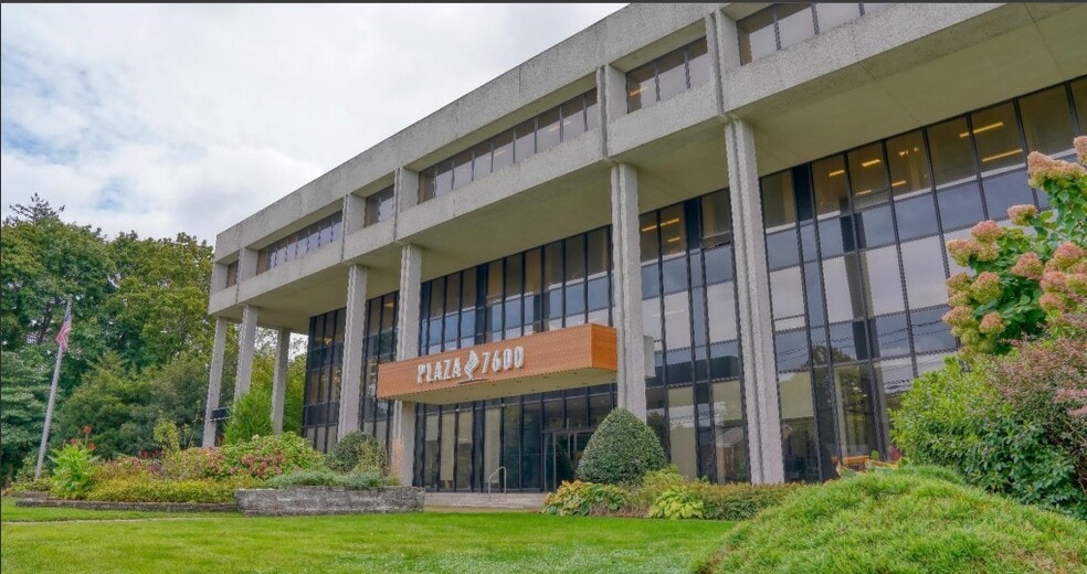 More Photos Of 7600 Jericho Tpke, Woodbury Office For Lease