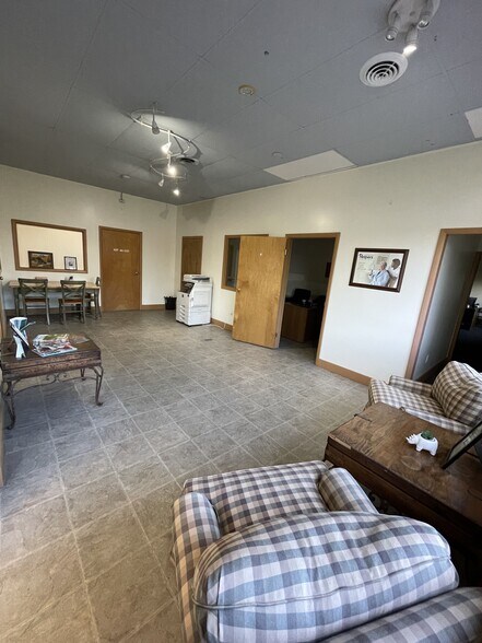 More Photos Of 1440 Waterville Monclova Rd, Waterville Office For Lease