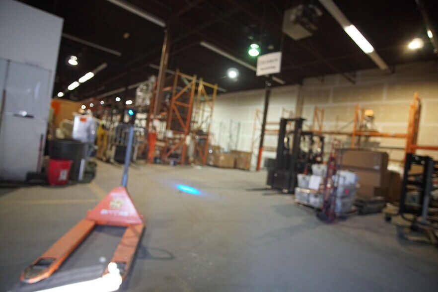 More Photos Of 615 W Wilshire Blvd, Oklahoma City Warehouse For Lease